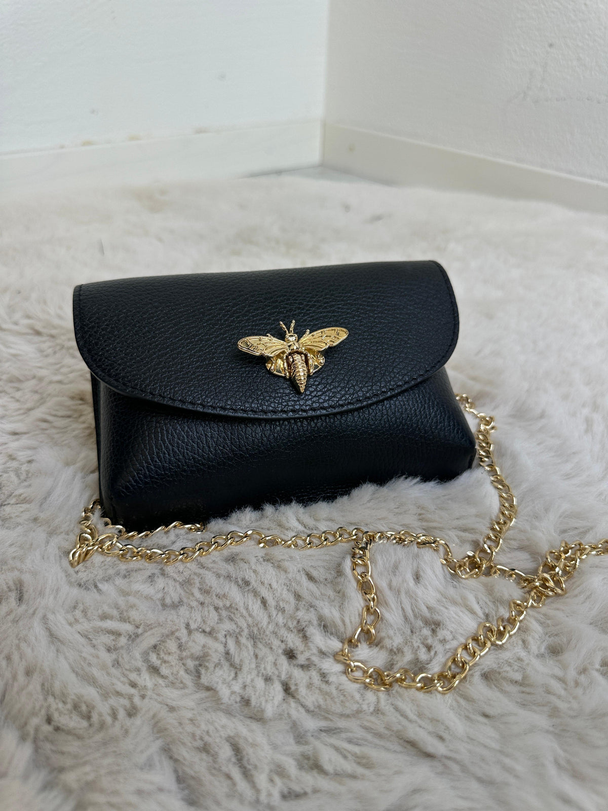 FELINA BEE CHAIN BAG – Schwarz