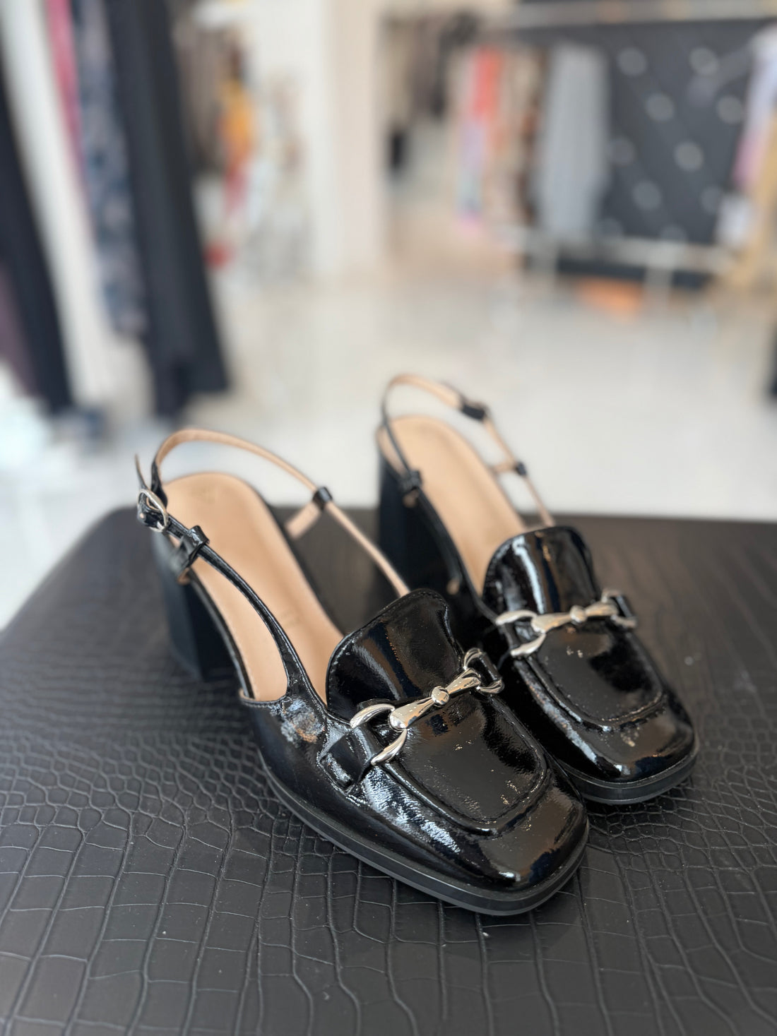 G Shoes