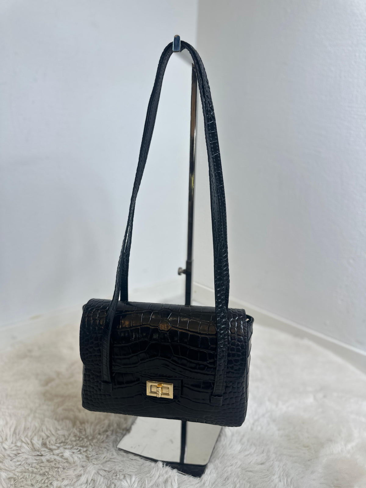 SELINA LONG SHOULDER BAG