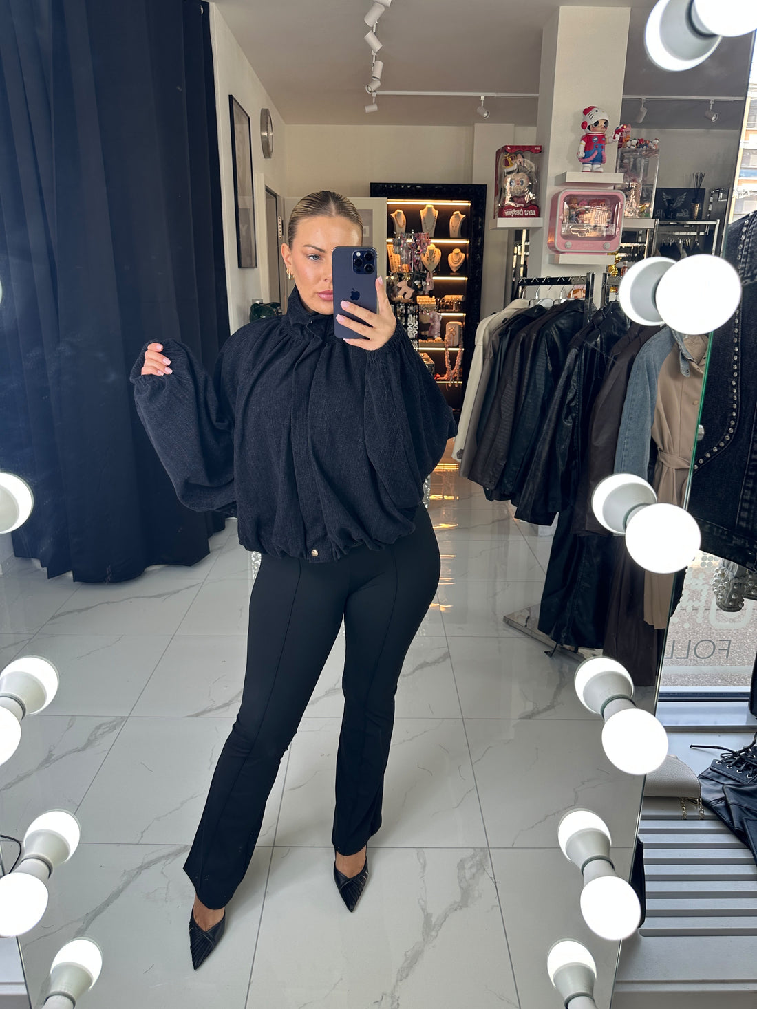 MIREYA FLARED PANTS – Schwarz