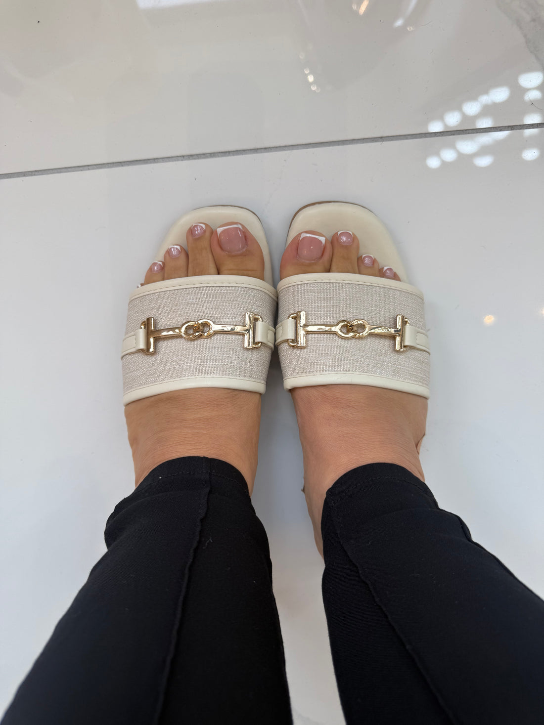 H-Sandals
