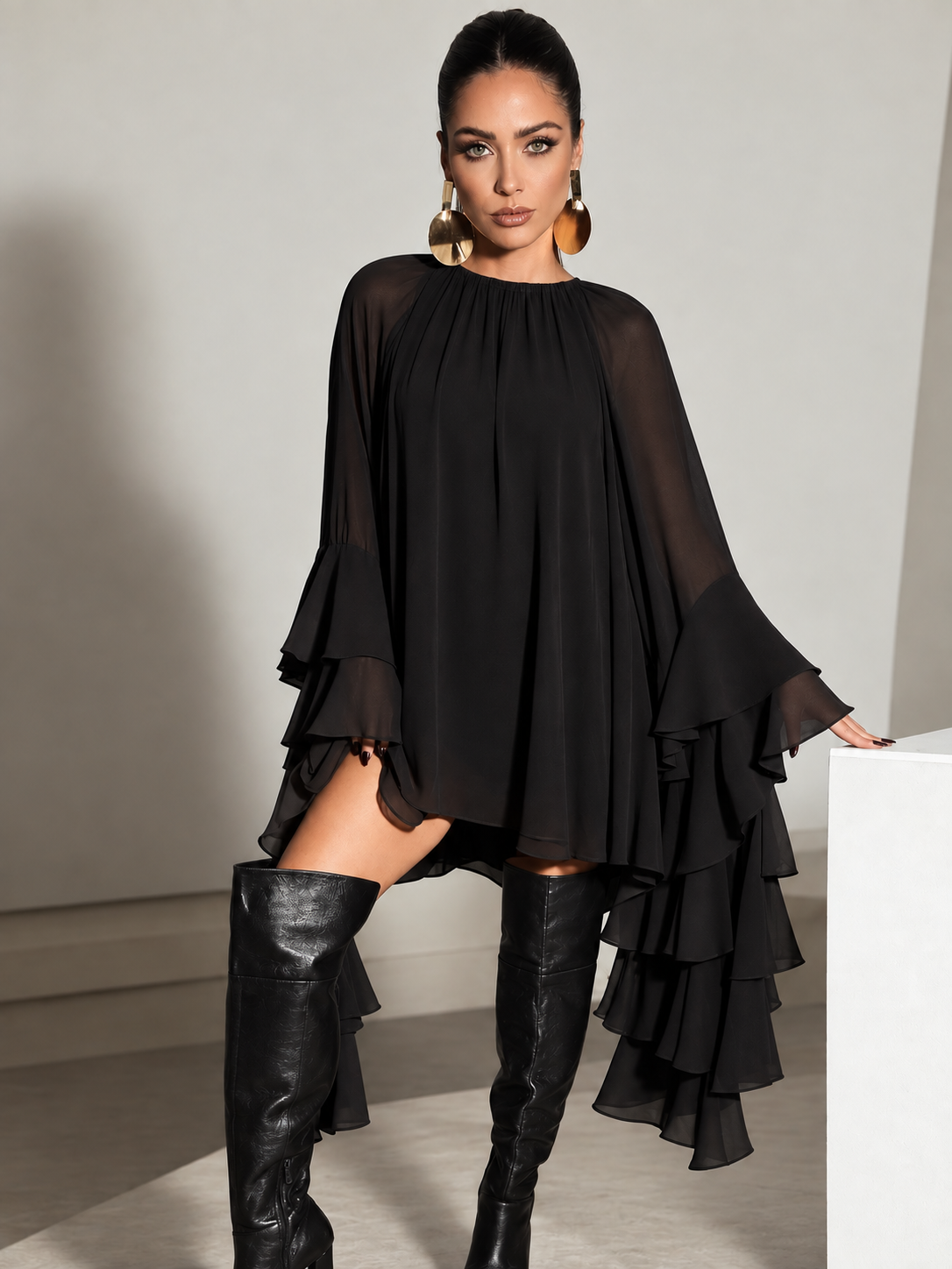 MILA FLOWY MINI DRESS – Schwarz