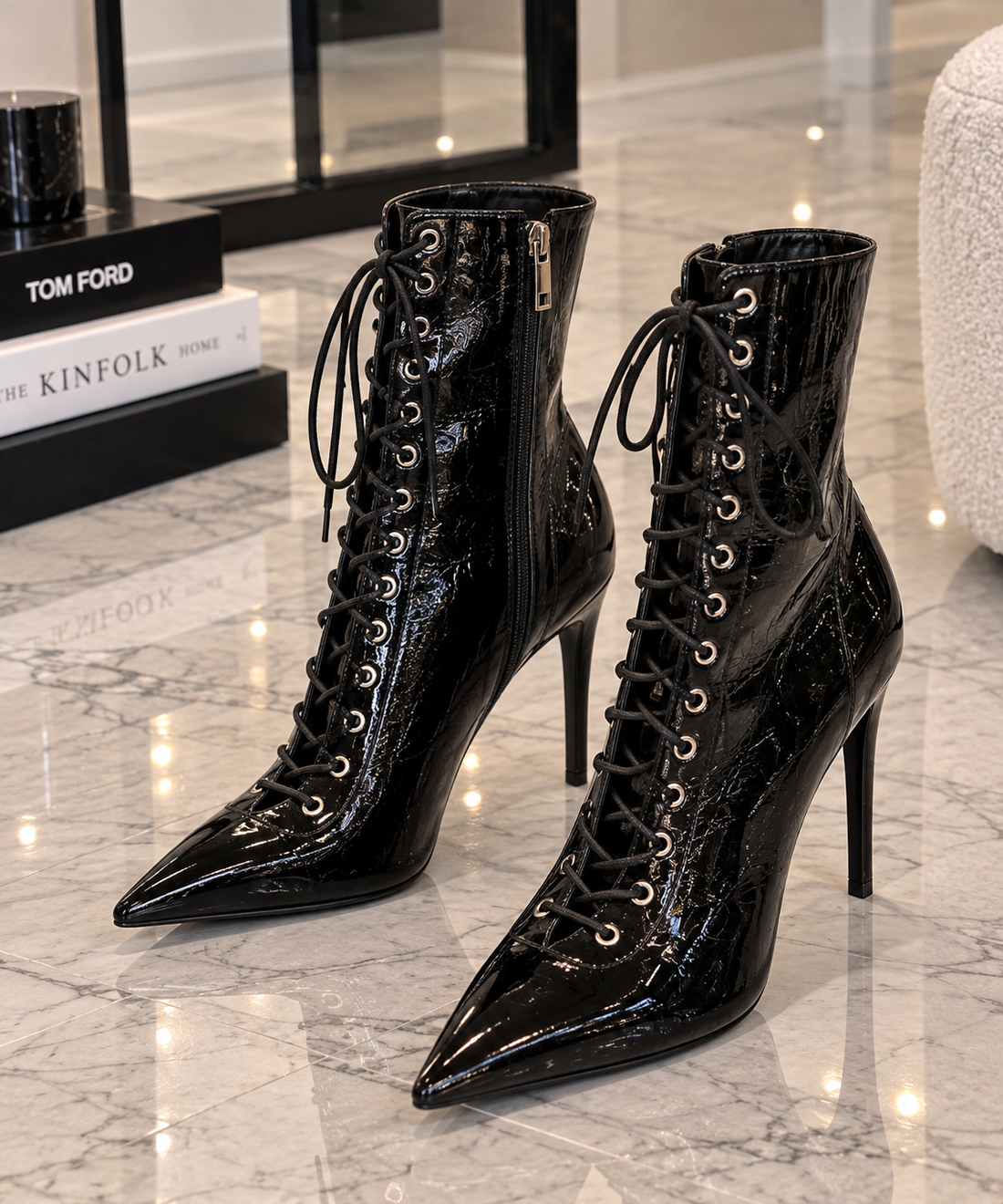 VALERIA BLACK LACE-UP STIEFELETTEN