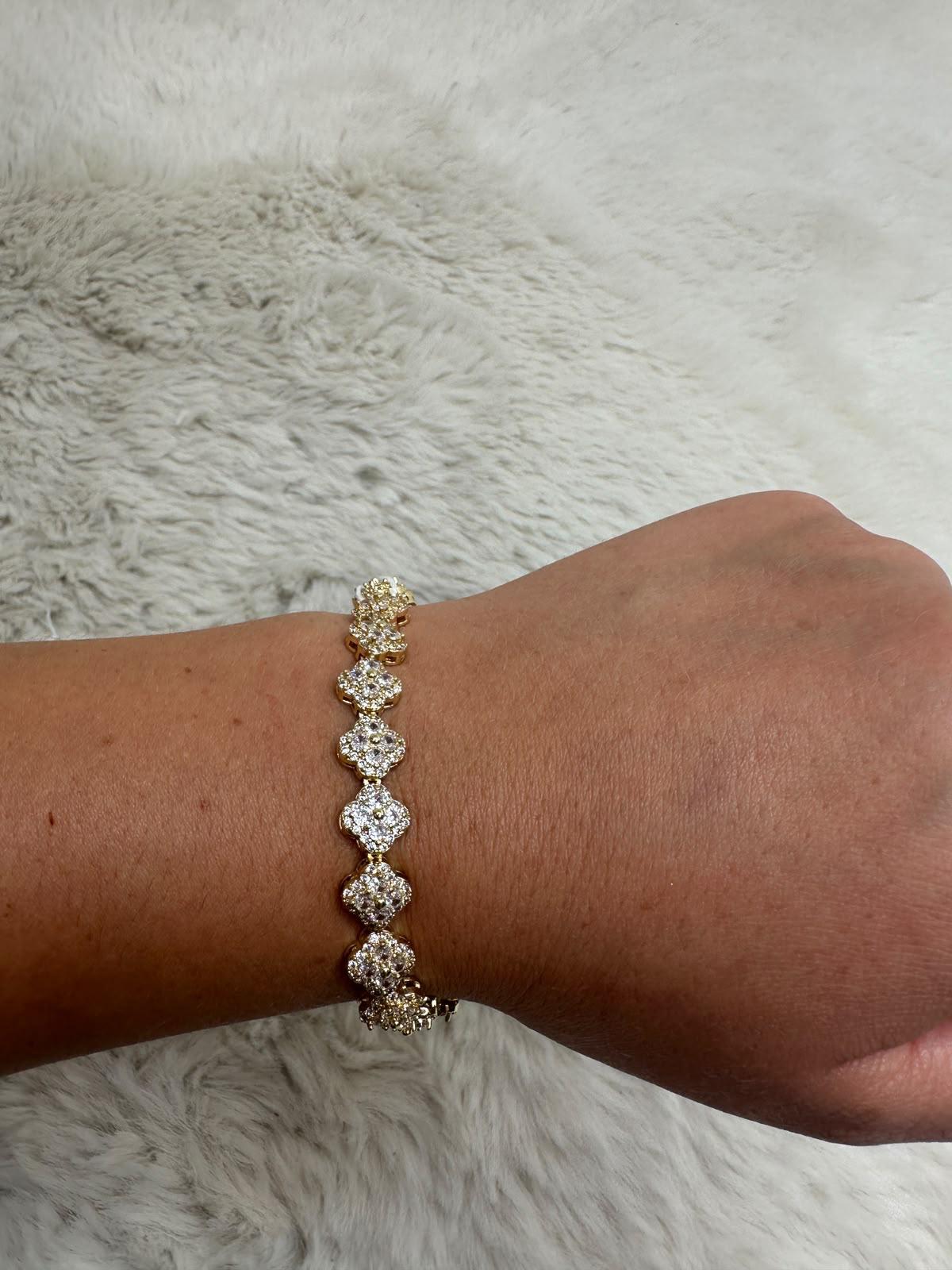 Rosalie Blütenarmband
