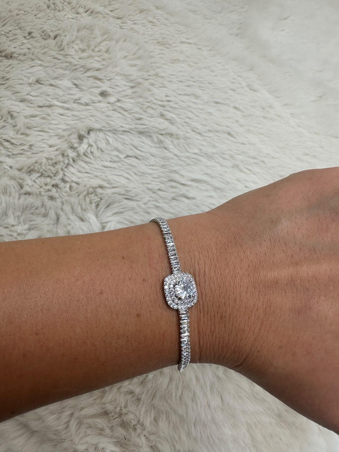 Solitaire Crystal Armband