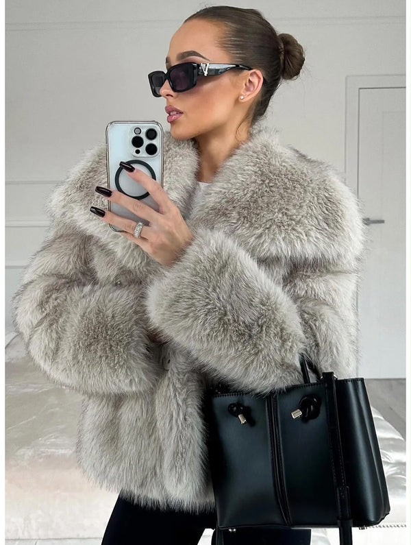 Silver Luxe Faux Fur Jacke – Grey