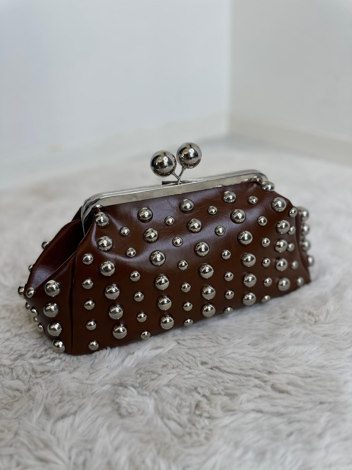 NOREA CRYSTAL CLUTCH