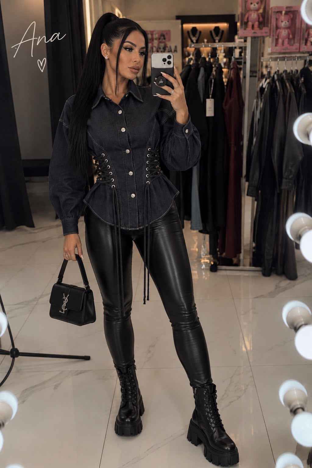 ELINA LACE-UP BLOUSE – Schwarz