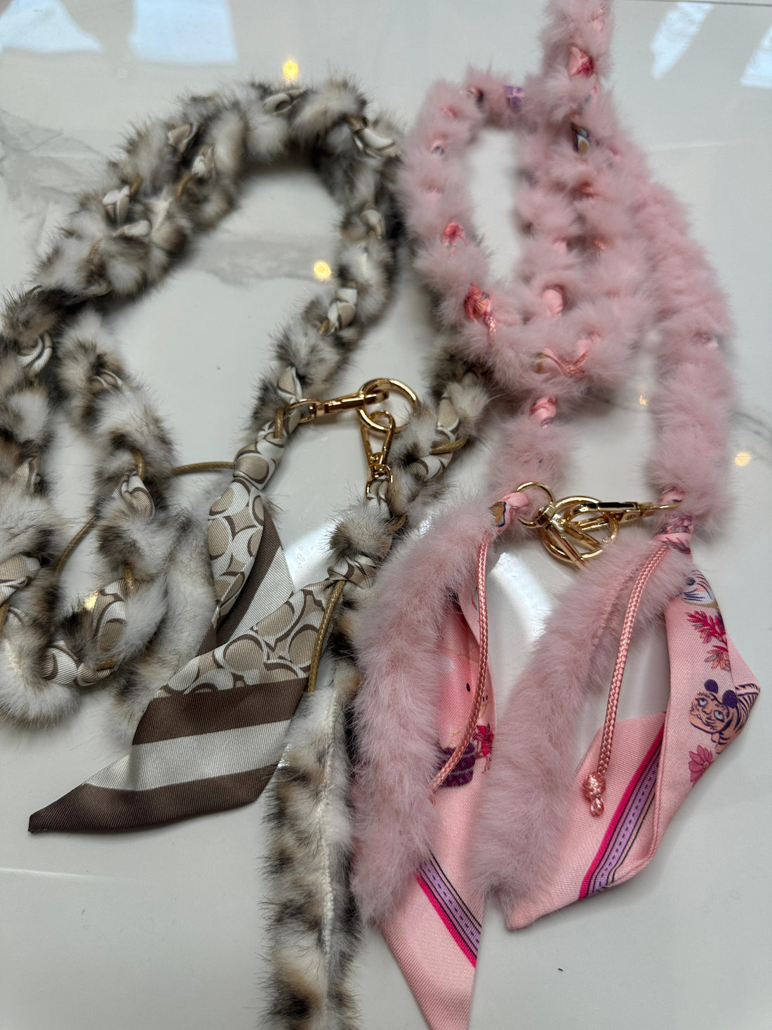 ROSIE SCARF CHAIN CHARM – Rosa